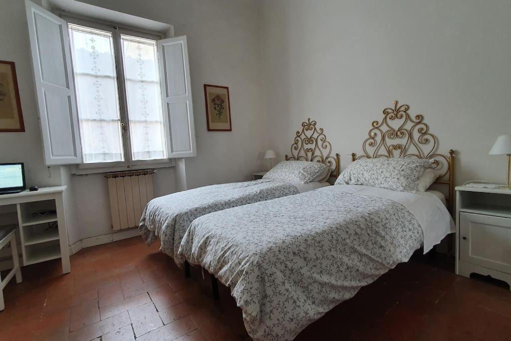 Appartamento Bicamere In Via San Zanobi Firenze